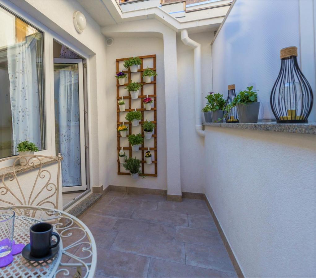 Apartment Lacea Pula Zewnętrze zdjęcie